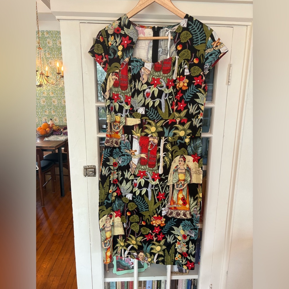 Frida Kahlo Dress - Picture 2 of 8